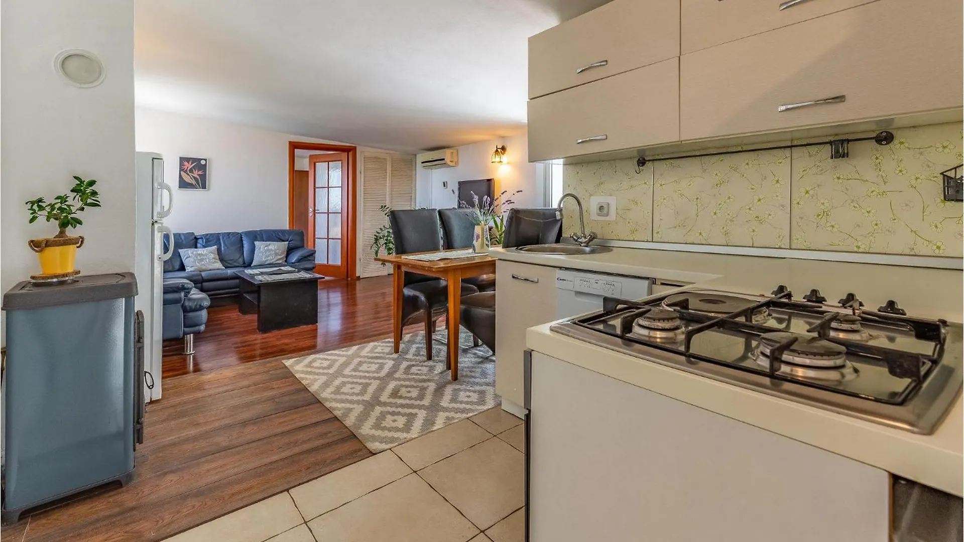 Lovely Home In Medulin With Wifi 0*,